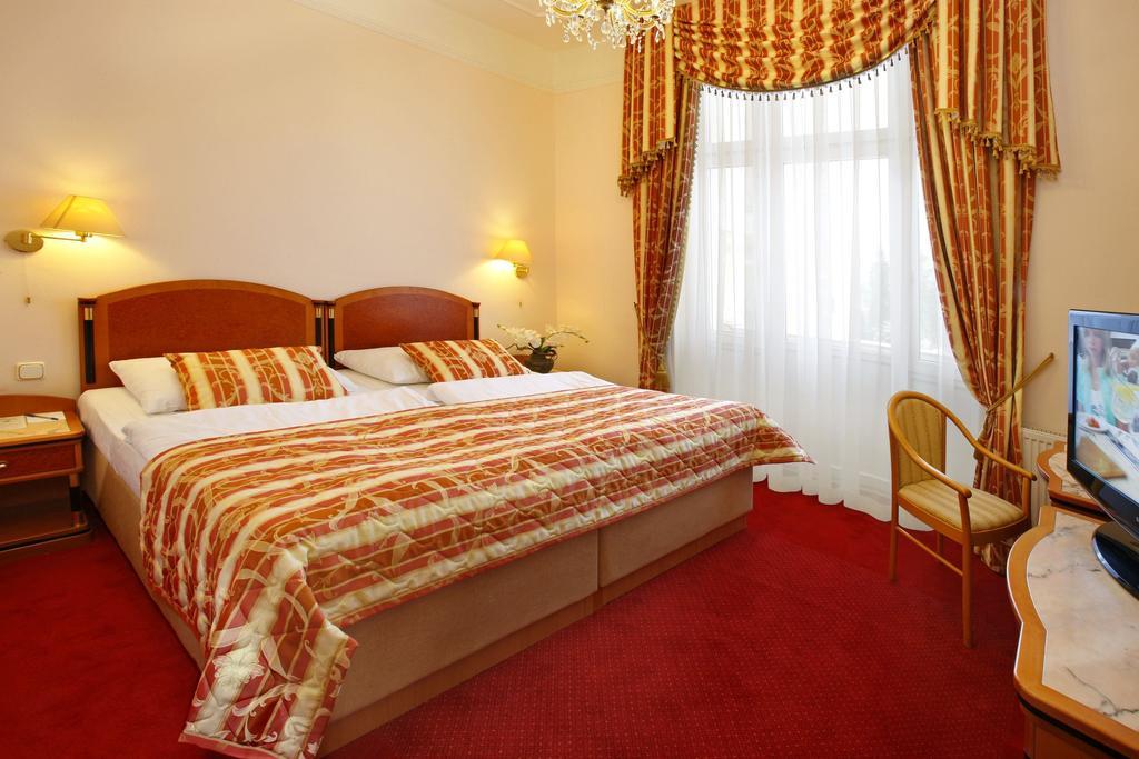 Ensana Hvězda - Imperiál - Neapol Marianske Lazne Quarto foto